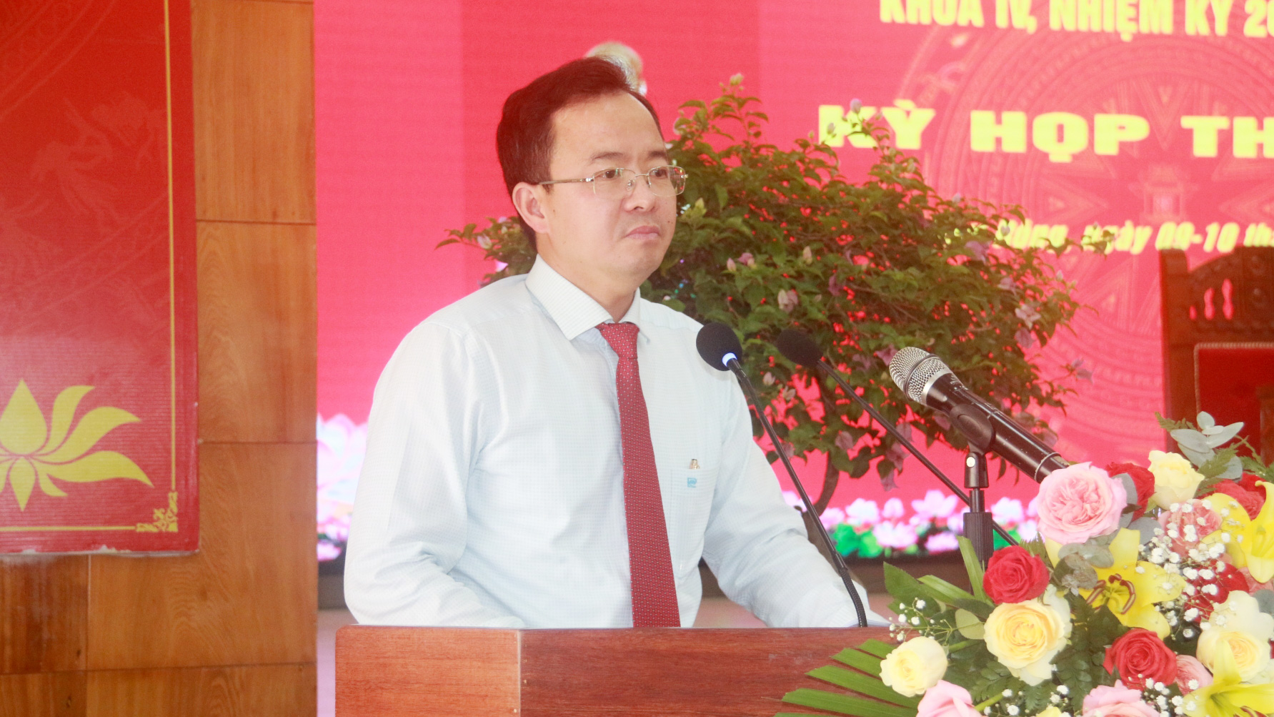 Đồng chí Nguyễn Văn Lộc – Bí thư Huyện ủy, Chủ tịch HĐND huyện phát biểu khai mạc Kỳ họp