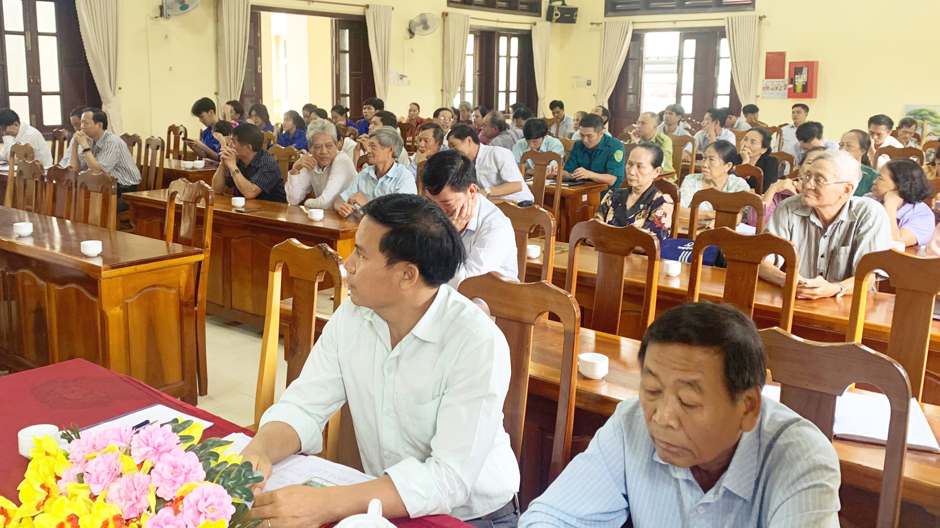 Đại biểu HĐND tỉnh và huyện Đạ Huoai tiếp xúc cử tri sau kỳ họp thường lệ năm 2024