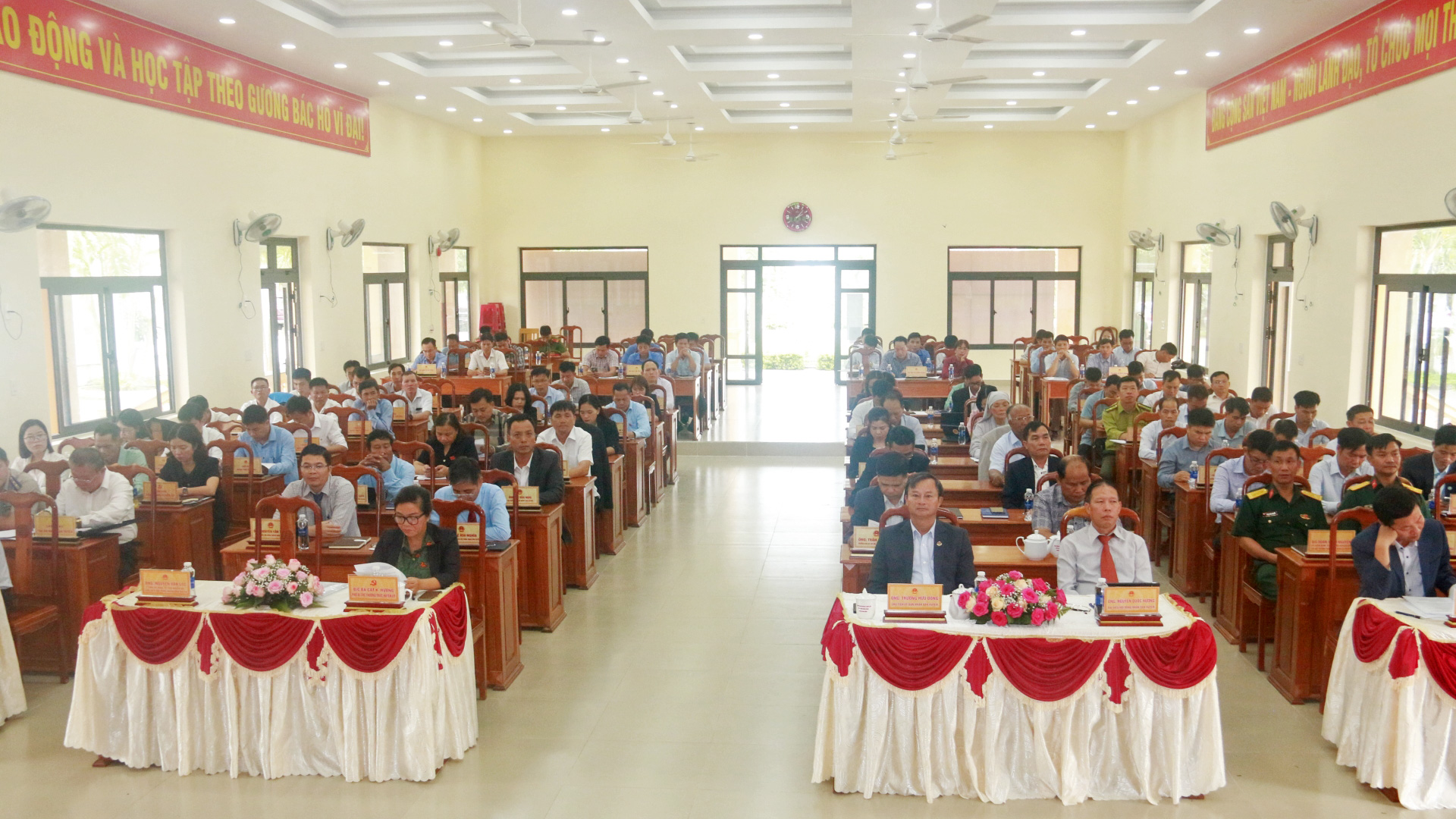HĐND huyện Đam Rông tổ chức kỳ họp thứ 15