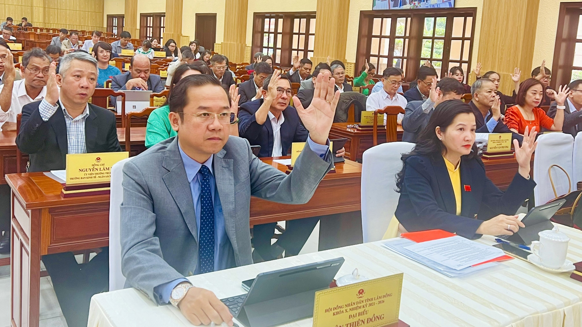 Bế mạc kỳ họp thứ 16 HĐND tỉnh Lâm Đồng khoá X