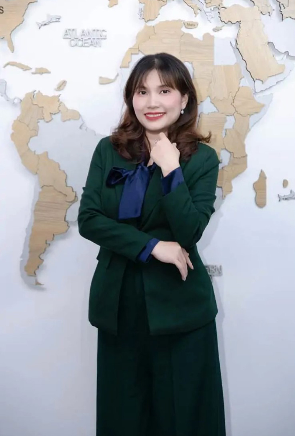 Bà  Huỳnh Thị Trúc Phương - CEO BLUESEA 