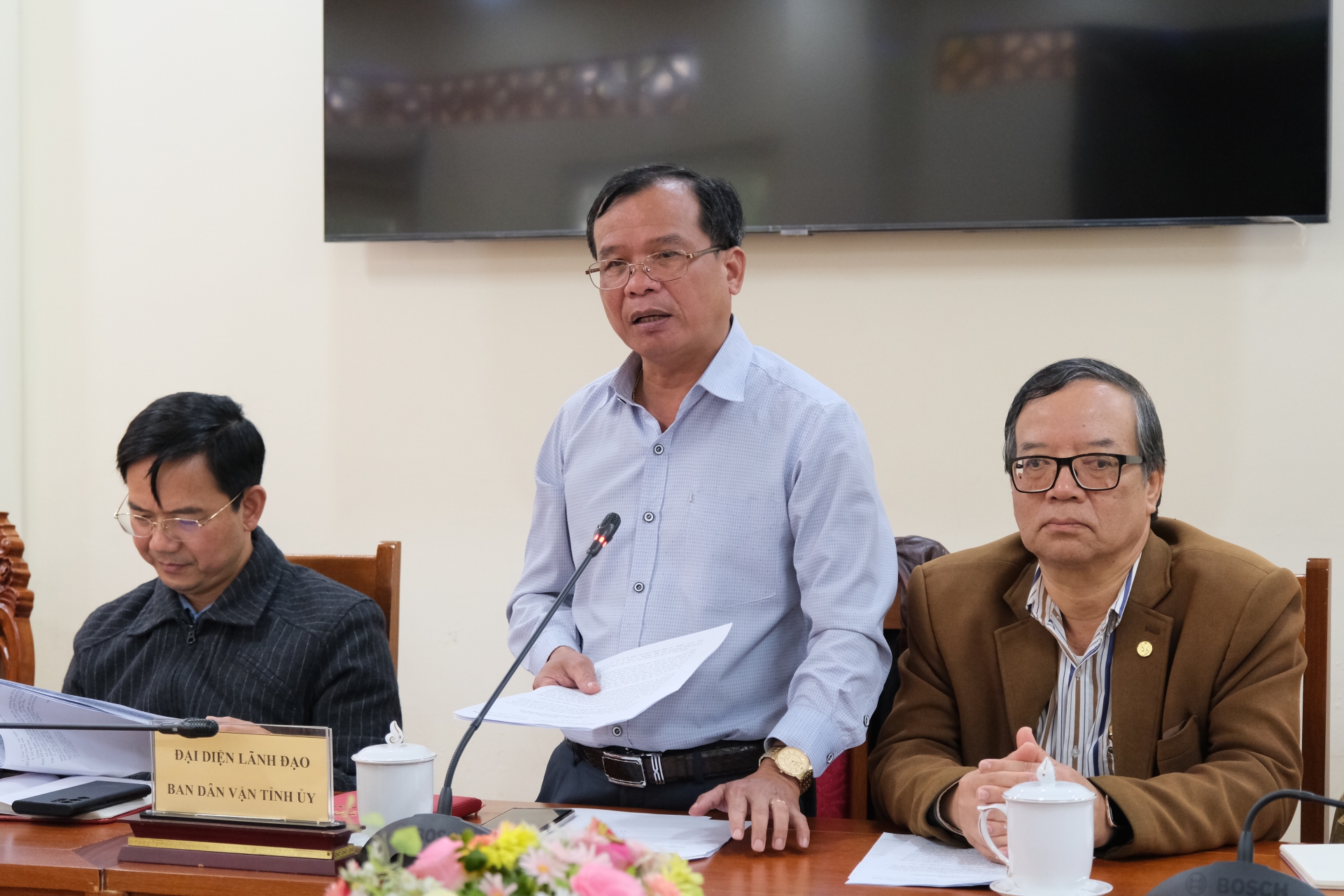 Phó Trưởng ban Thường trực Ban Tuyên giáo Tỉnh ủy Lê Minh Quang phát biểu tại Hội nghị