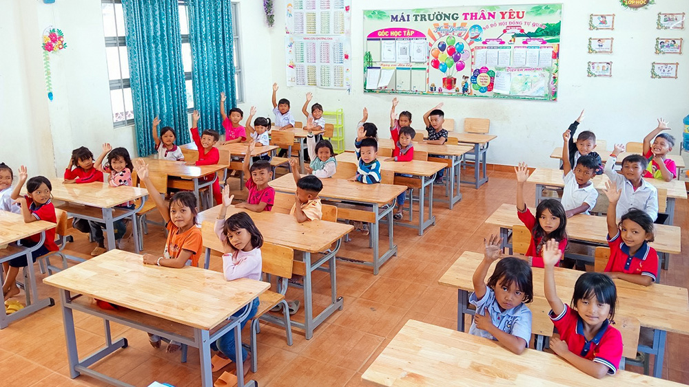 Tăng cường tiếng Việt cho trẻ 6 tuổi người dân tộc thiểu số trước khi vào học lớp 1 năm học 2024-2025