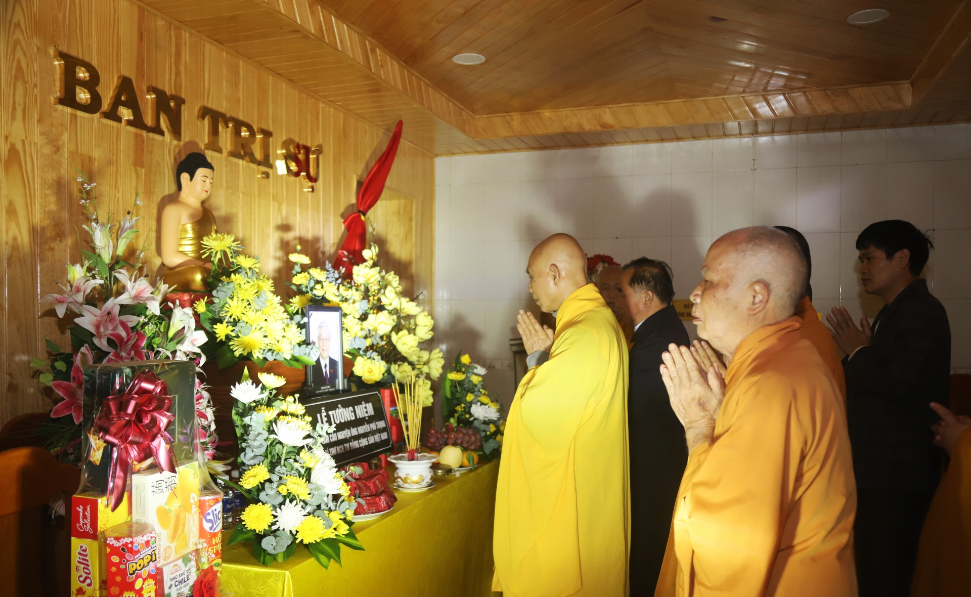 Bảo Lộc: Các cơ sở tôn giáo tổ chức tưởng niệm Tổng Bí thư Nguyễn Phú Trọng