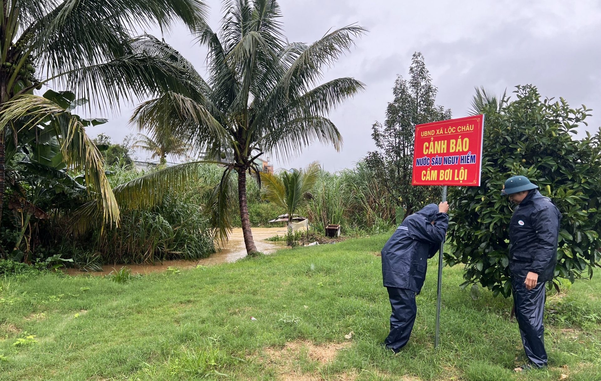 Xã Lộc Châu cảnh báo các khu vực nguy cơ ngập sâu sát suối Đại Lào