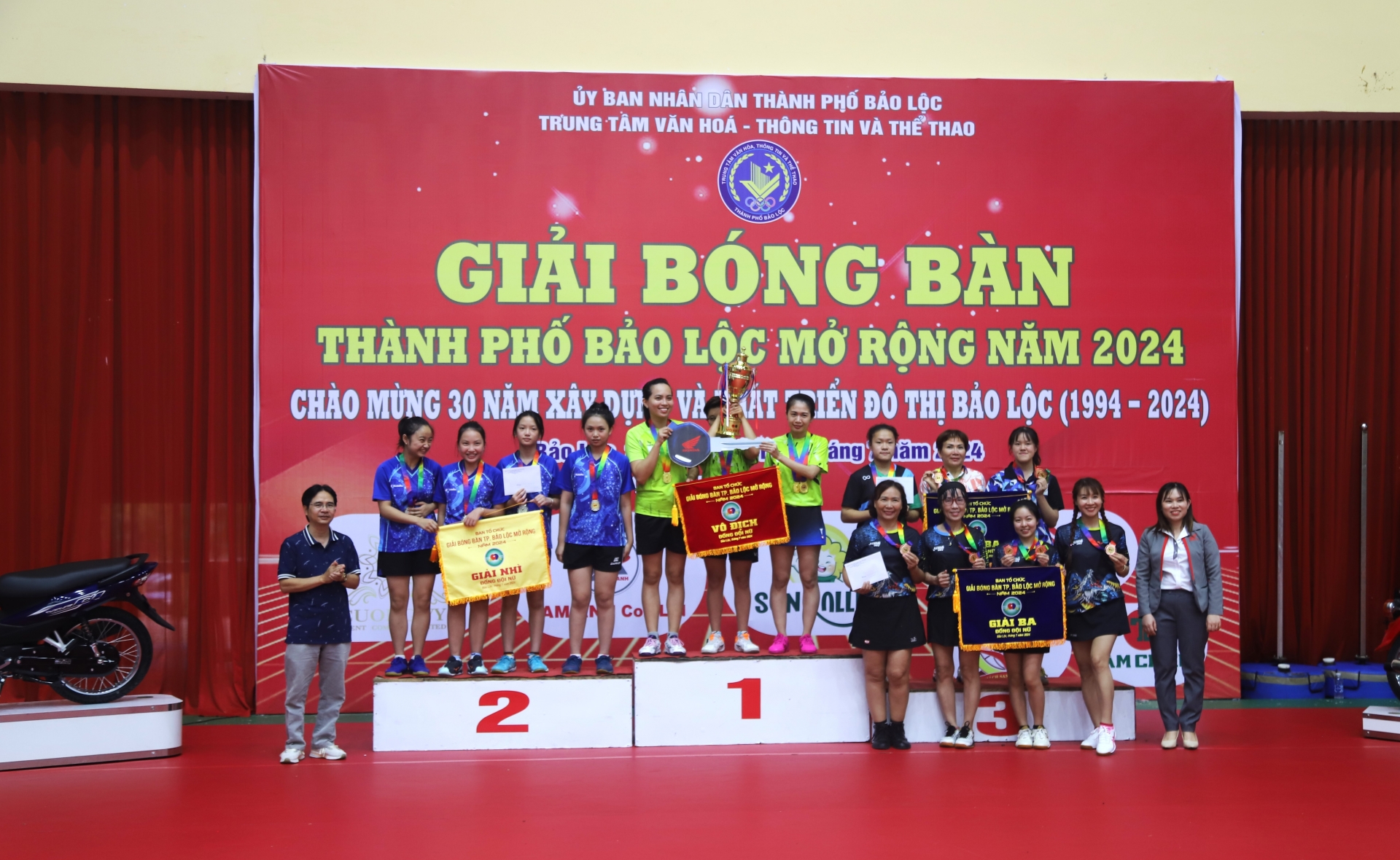 CLB Việt 54 Khánh Hòa dành chức vô địch nội dung đồng đội nữ