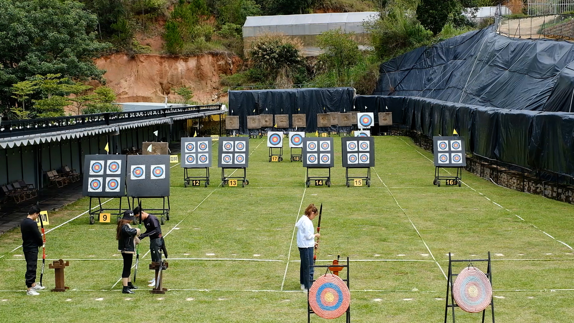 Tại CLB Vbox Archery trang bị các điều kiện sân bãi đạt tiêu chuẩn