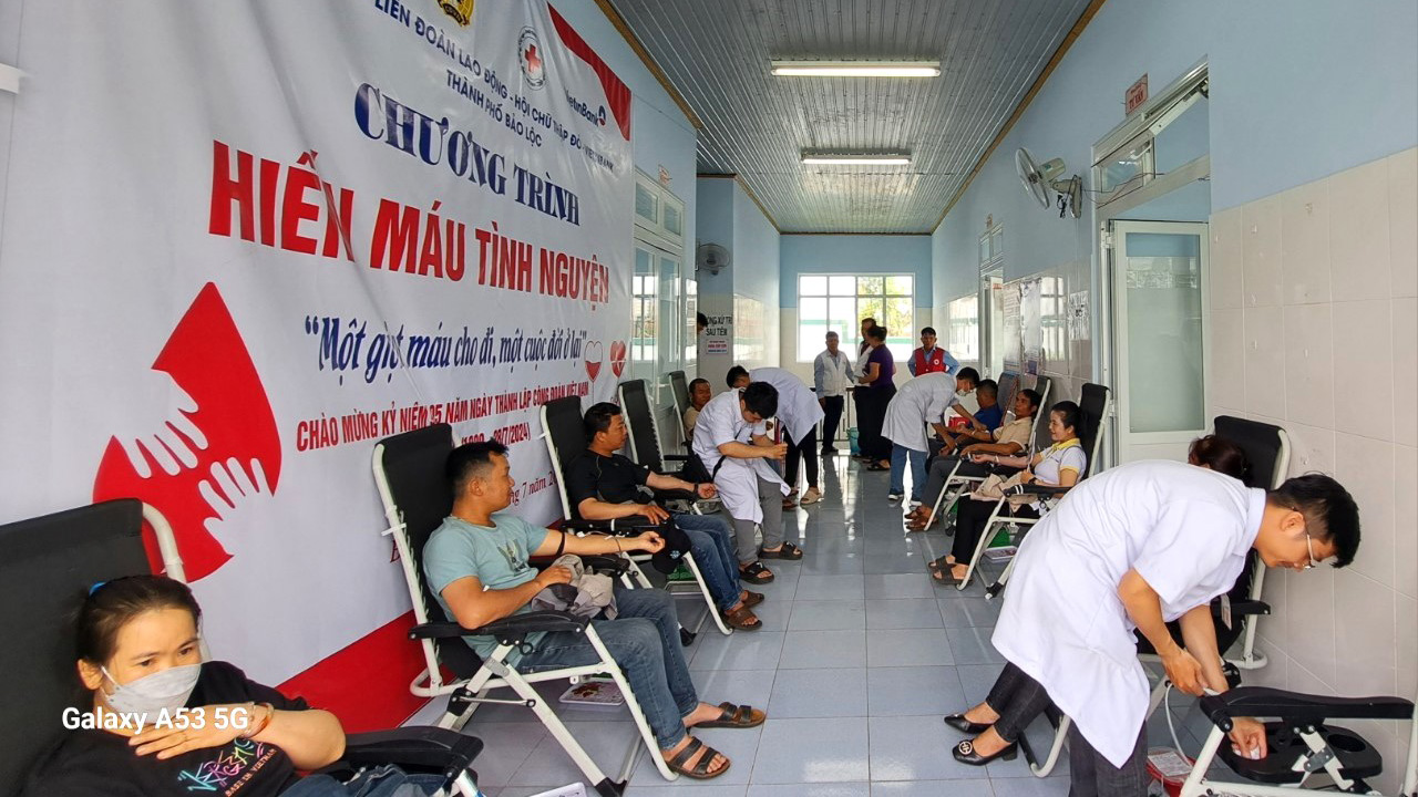 Bảo Lộc: Tiếp nhận 204 đơn vị máu hiến tình nguyện