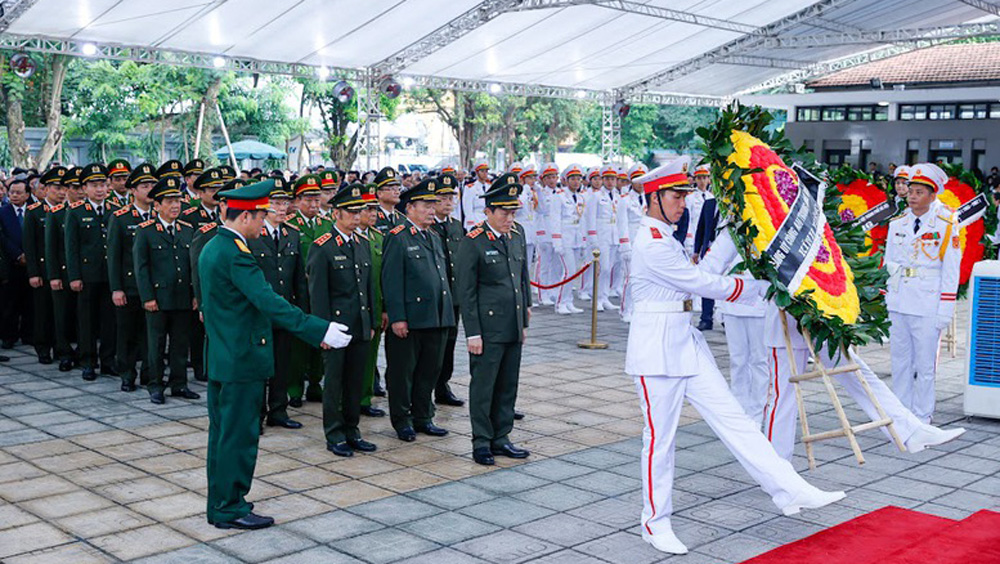 Đoàn Quân ủy Trung ương - Bộ Quốc phòng viếng Tổng Bí thư Nguyễn Phú Trọng