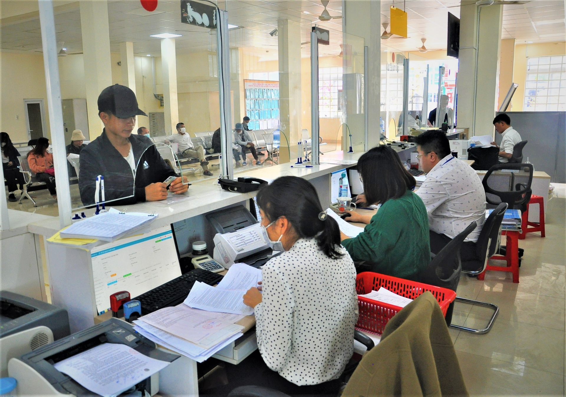 ​​​​​​​Sở Công thương và huyện Lâm Hà dẫn đầu Bảng xếp hạng Chất lượng phục vụ người dân trong quý II/2024