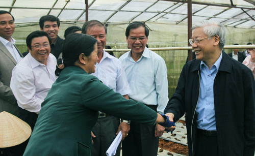 Tổng Bí thư Nguyễn Phú Trọng - Người lãnh đạo gần gũi, sát cánh cùng Nhân dân Lâm Đồng