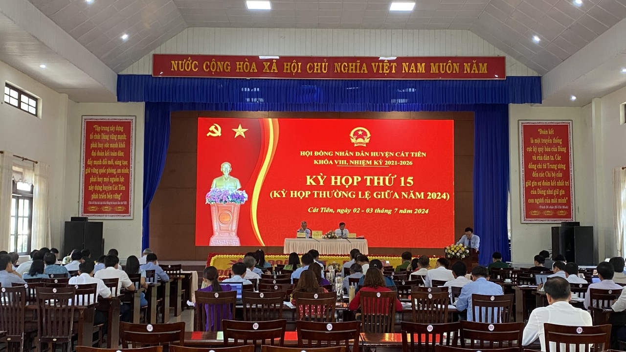 Quang cảnh kỳ họp HĐND huyện Cát Tiên Trong 2 ngày 2 - 3/7, HĐND huyện Cát Tiên khoá VIII, nhiệm kỳ 2021 - 2026.