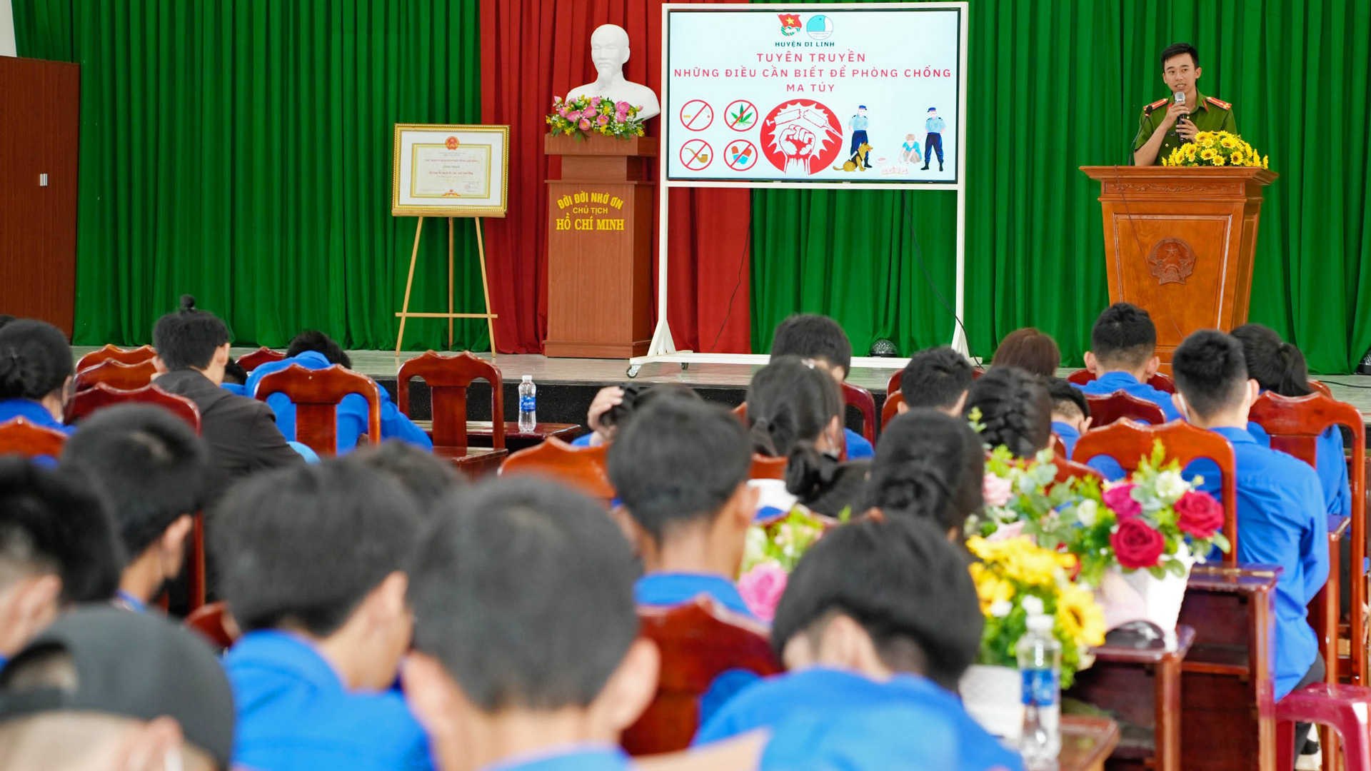 Công an huyện Di Linh tuyên truyền về phòng, chống ma túy cho ĐVTN