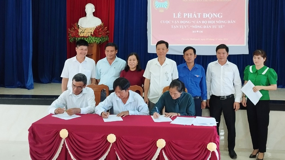Đẩy mạnh công tác phối hợp để thực hiện Cuộc vận động xây dựng cán bộ Hội Nông dân tận tụy, nông dân tử tế 
ở huyện Đạ Huoai