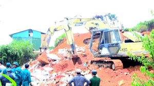 Đam Rông: Sạt lở đất làm 1 giáo viên thiệt mạng