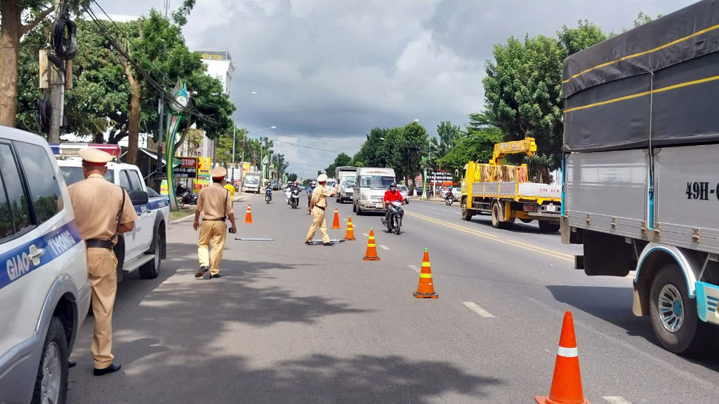 Đường dây nóng tiếp nhận thông tin về trật tự an toàn giao thông ở Lâm Đồng