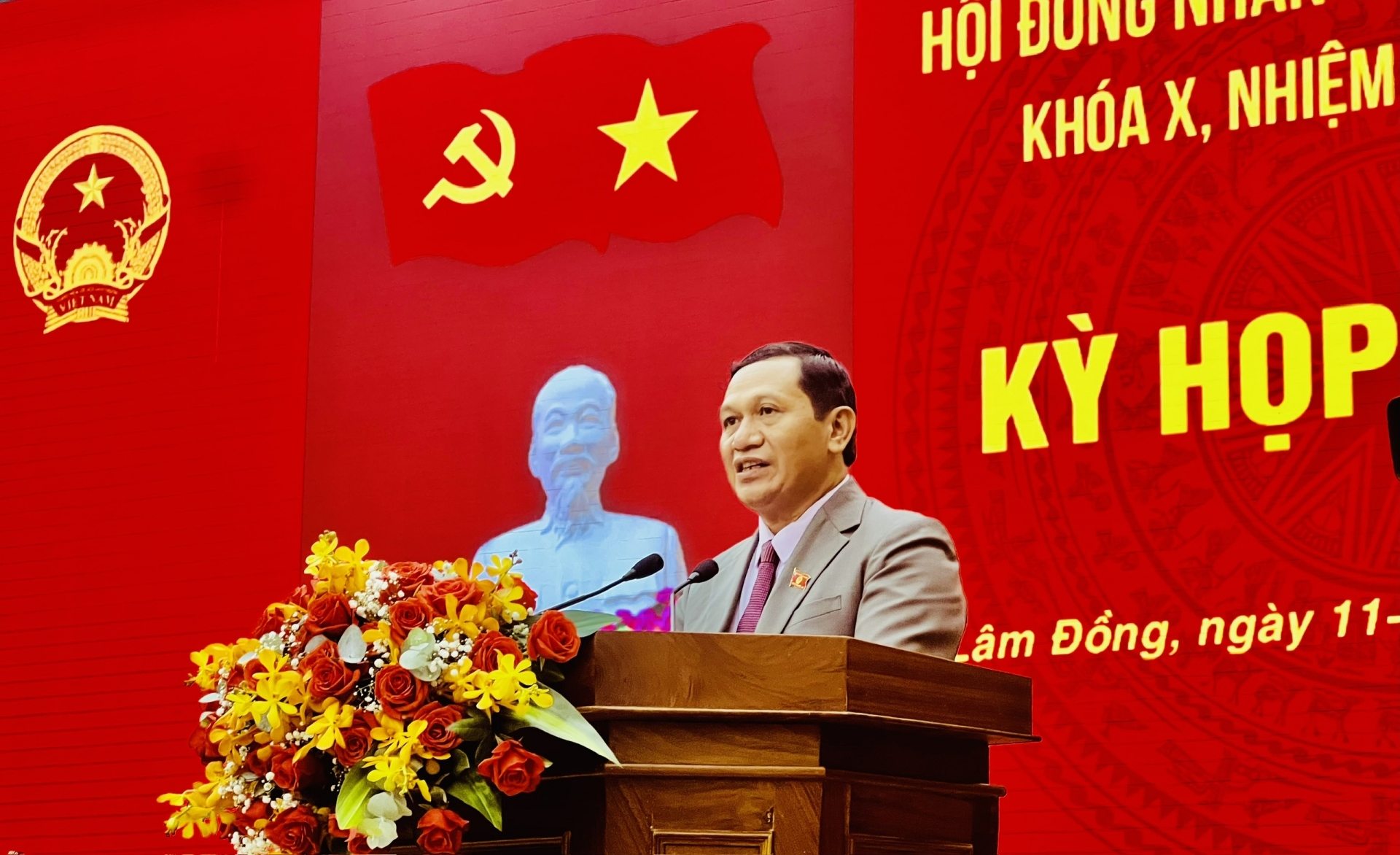 Phó Chủ tịch HĐND tỉnh K Mák phát biểu khai mạc