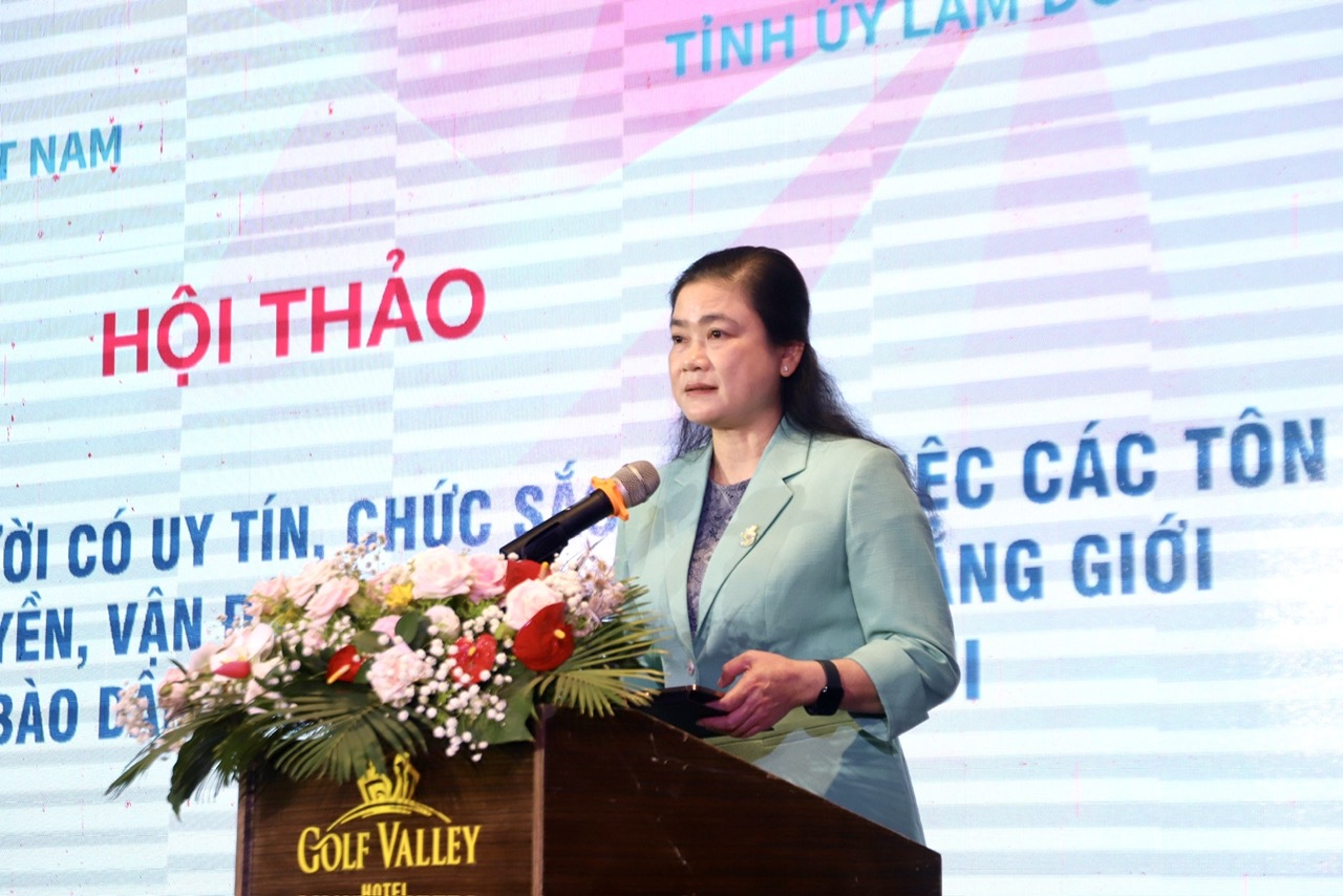 bà Đỗ Thị Thu Thảo - Phó Chủ tịch Thường trực Hội LHPN Việt NamPhát biểu bế mạc hội thảo