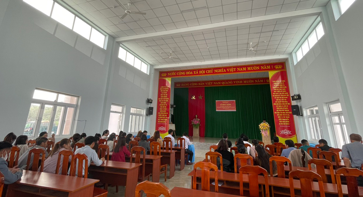 Lâm Hà: 52 học viên tham gia lớp đào tạo tiếng K’Ho