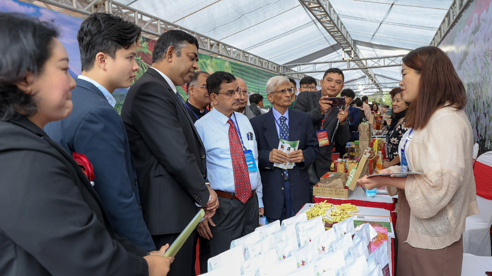 Hơn 40 doanh nghiệp tham gia trưng bày tại Hội nghị kết nối giao thương giữa doanh nghiệp các tỉnh vùng Tây Nguyên Việt Nam và doanh nghiệp Ấn Độ