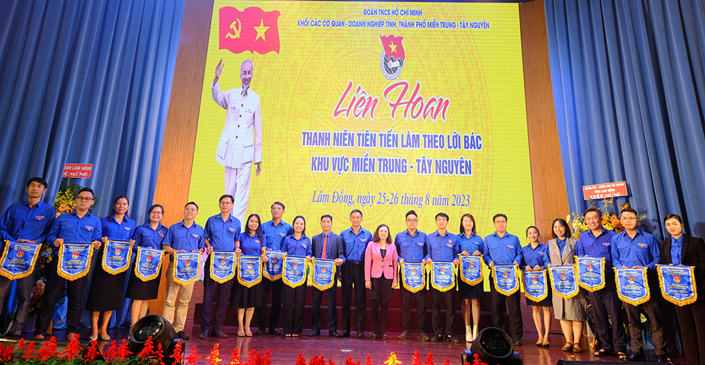 Liên hoan Thanh niên tiên tiến làm theo lời Bác Đoàn Khối các tỉnh, thành phố khu vực Miền Trung - Tây Nguyên năm 2023