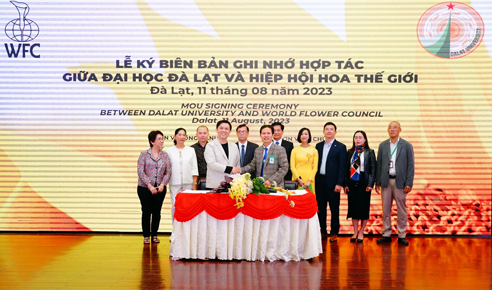 Lần đầu tiên tại Việt Nam, Hiệp hội Hoa thế giới tổ chức sự kiện tôn vinh hoa ở Đà Lạt