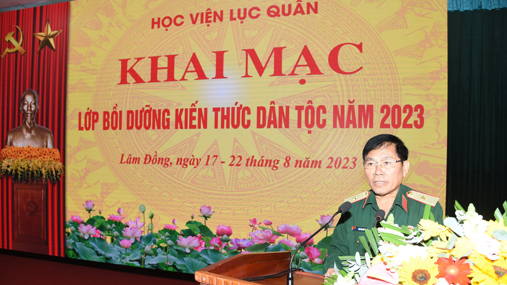 Học viện Lục quân: 100 học viên tham gia bồi dưỡng kiến thức dân tộc