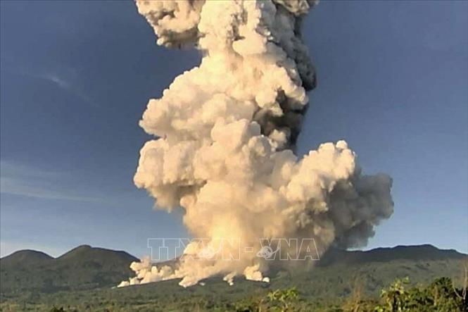 Núi lửa phun trào tại Costa Rica