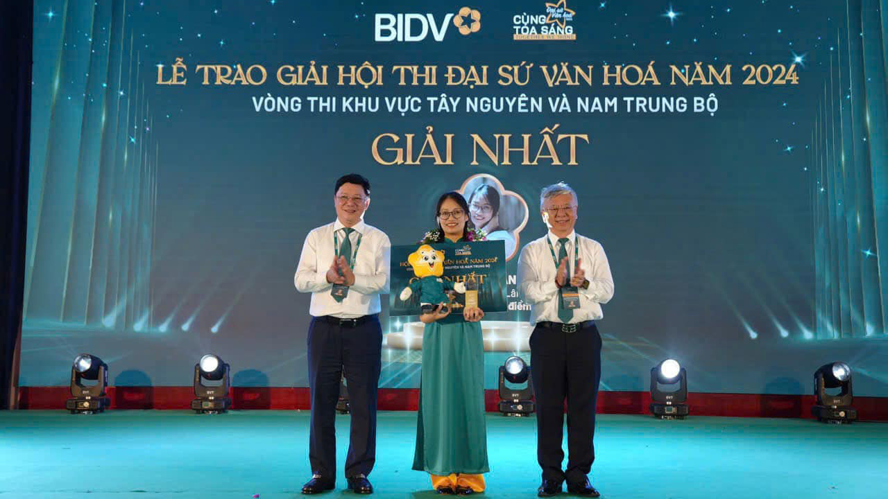 Cán bộ BIDV Lâm Đồng đoạt giải Nhất Hội thi Đại sứ văn hóa BIDV khu vực Tây Nguyên và Nam Trung Bộ năm 2024