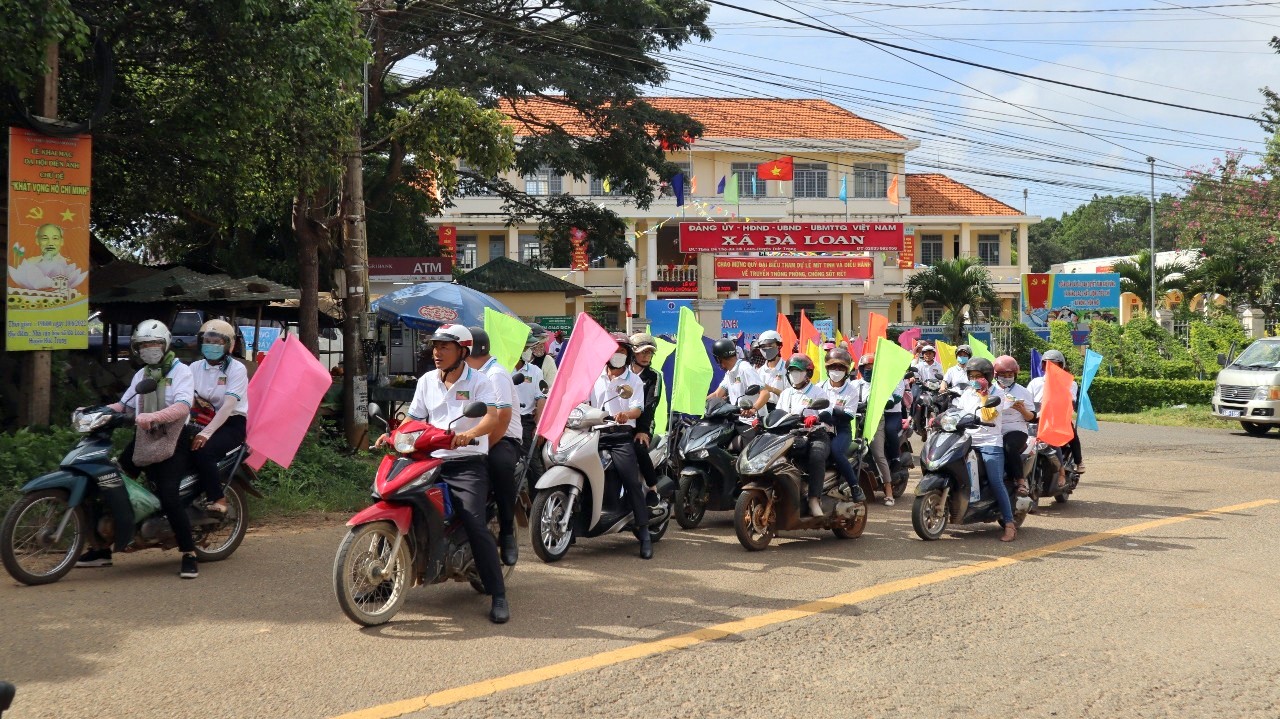Ra quân tuyên truyền phòng chống sốt rét tại xã Đà Loan –huyện Đức Trọng