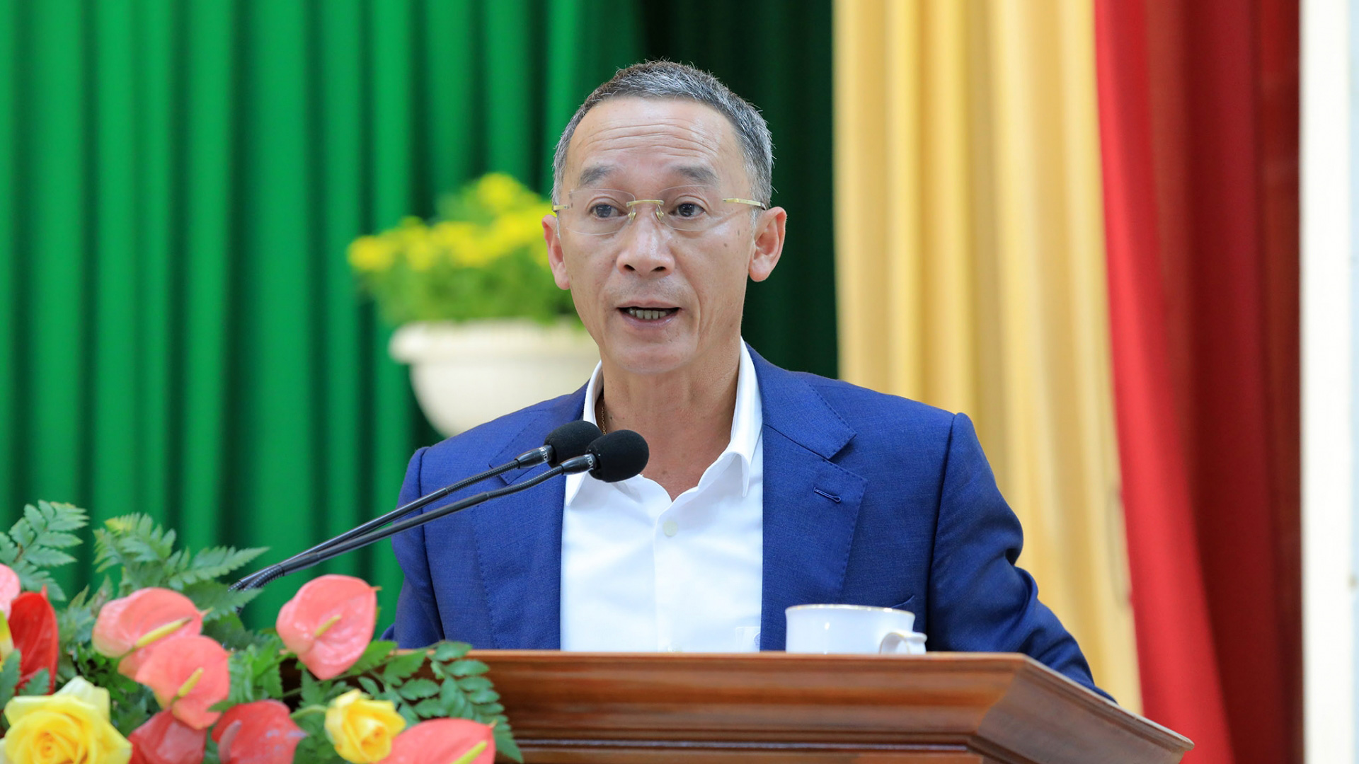 Chủ tịch UBND tỉnh Lâm Đồng Trần Văn Hiệp phát biểu chỉ đạo, đánh giá việc Công an Lâm Đồng triển khai kiện toàn tổ chức bộ máy bên trong lần này