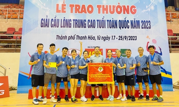 Lâm Đồng giành vị trí thứ 4 tại Giải Cầu lông trung - cao tuổi toàn quốc lần thứ VIII