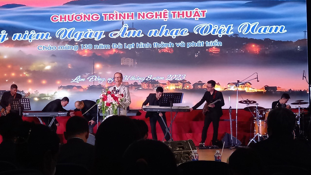 Chương trình nghệ thuật Kỷ niệm ngày Âm nhạc Việt Nam