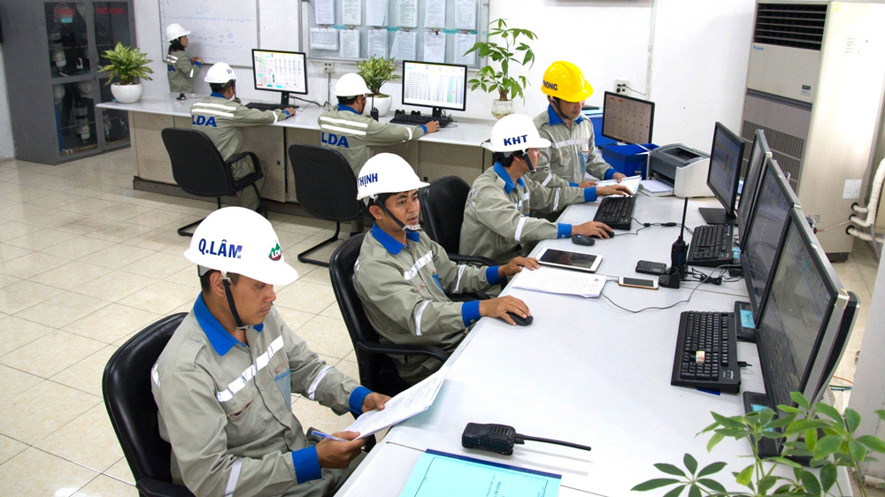 Hoạt động sản xuất tại Nhà máy Alumin Tân Rai (Công ty Nhôm Lâm Đồng) 
ngày càng phát triển theo hướng tự động hóa