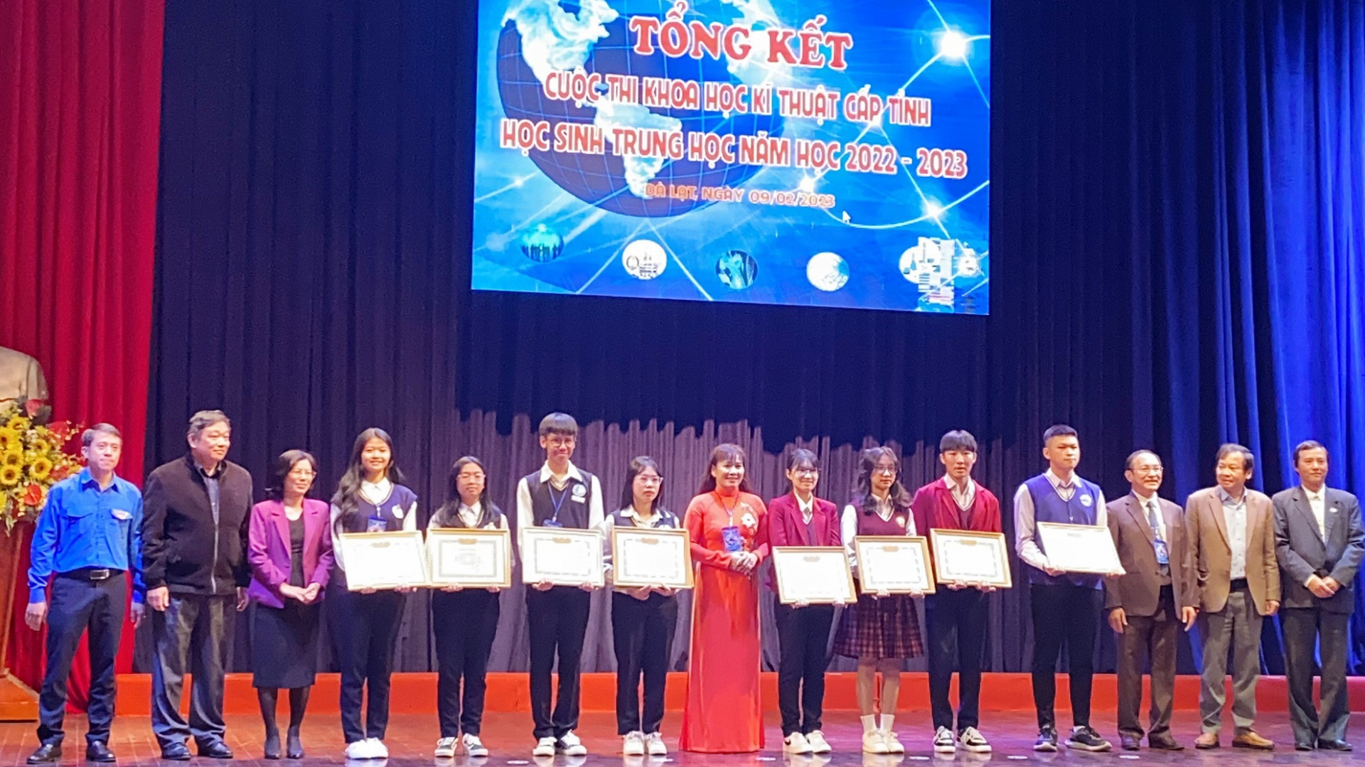  Học sinh Trường THCS Nguyễn Du đoạt 2 giải Nhất tại Cuộc thi Khoa học kỹ thuật cấp tỉnh 
dành cho học sinh trung học năm học 2022 - 2023