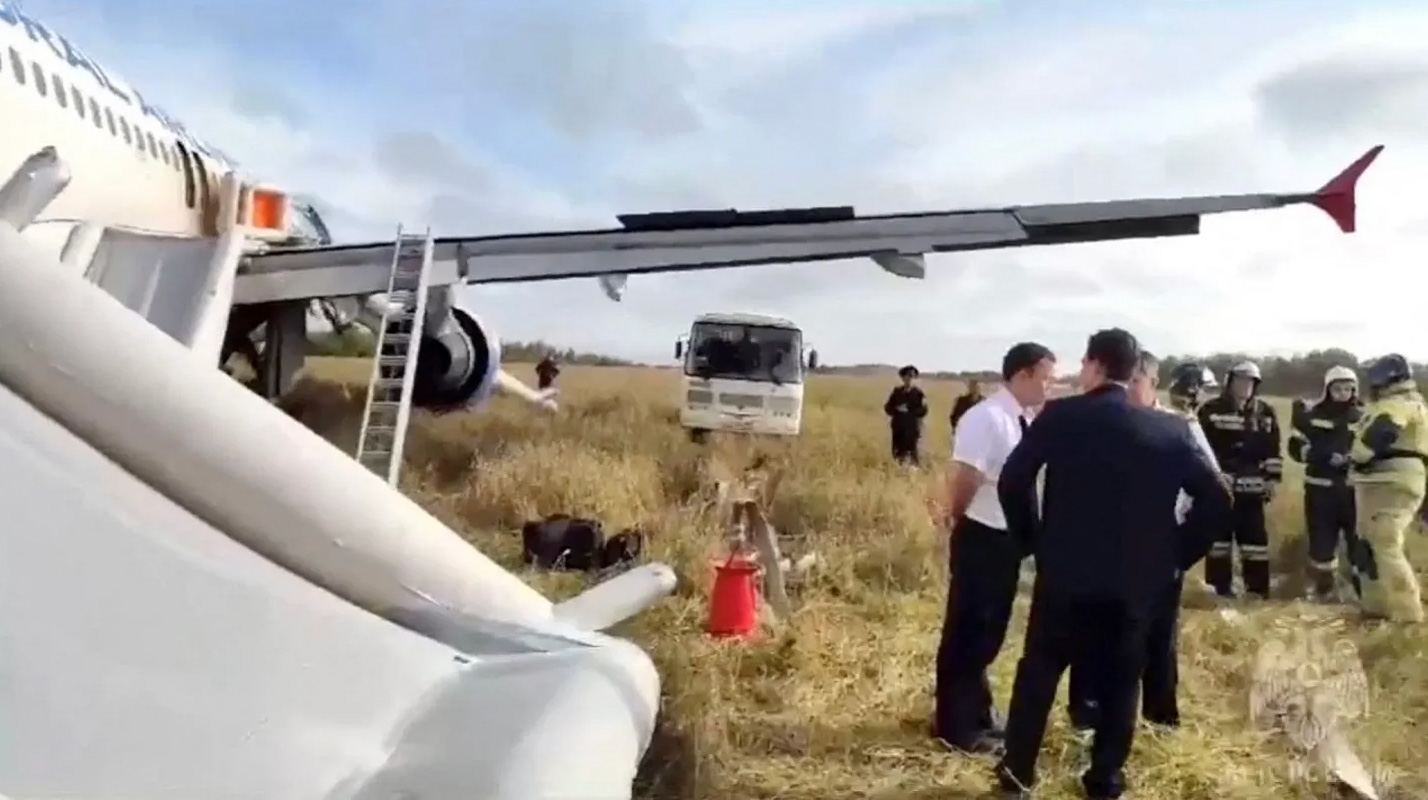 Hai máy bay của Nga liên tiếp gặp tai nạn trong một ngày