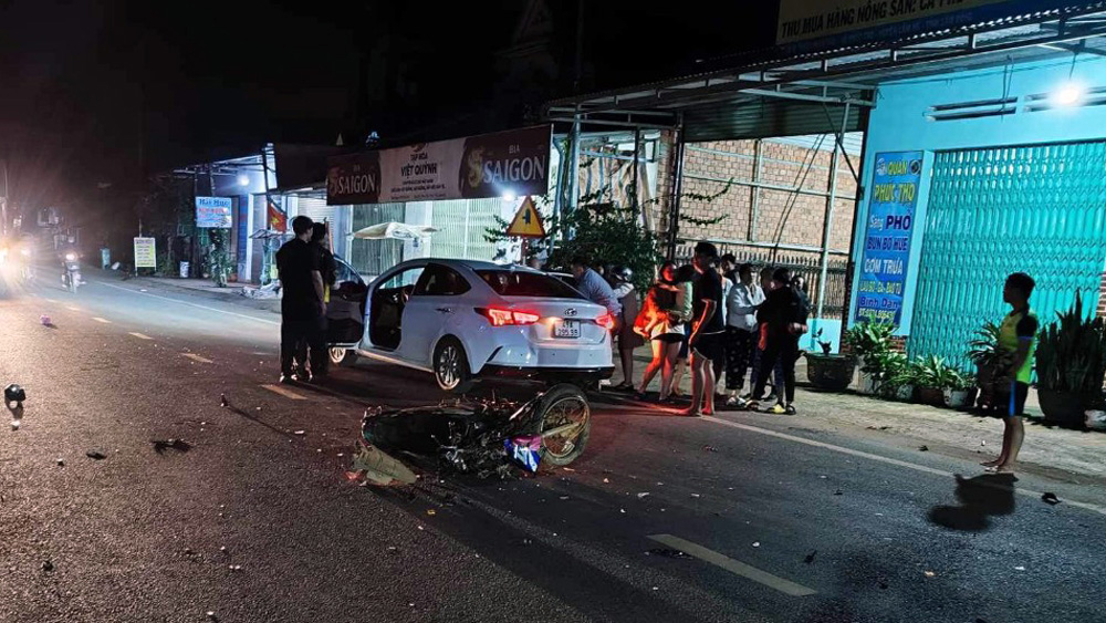 Lâm Hà: Tai nạn giao thông trong đêm, 2 người tử vong