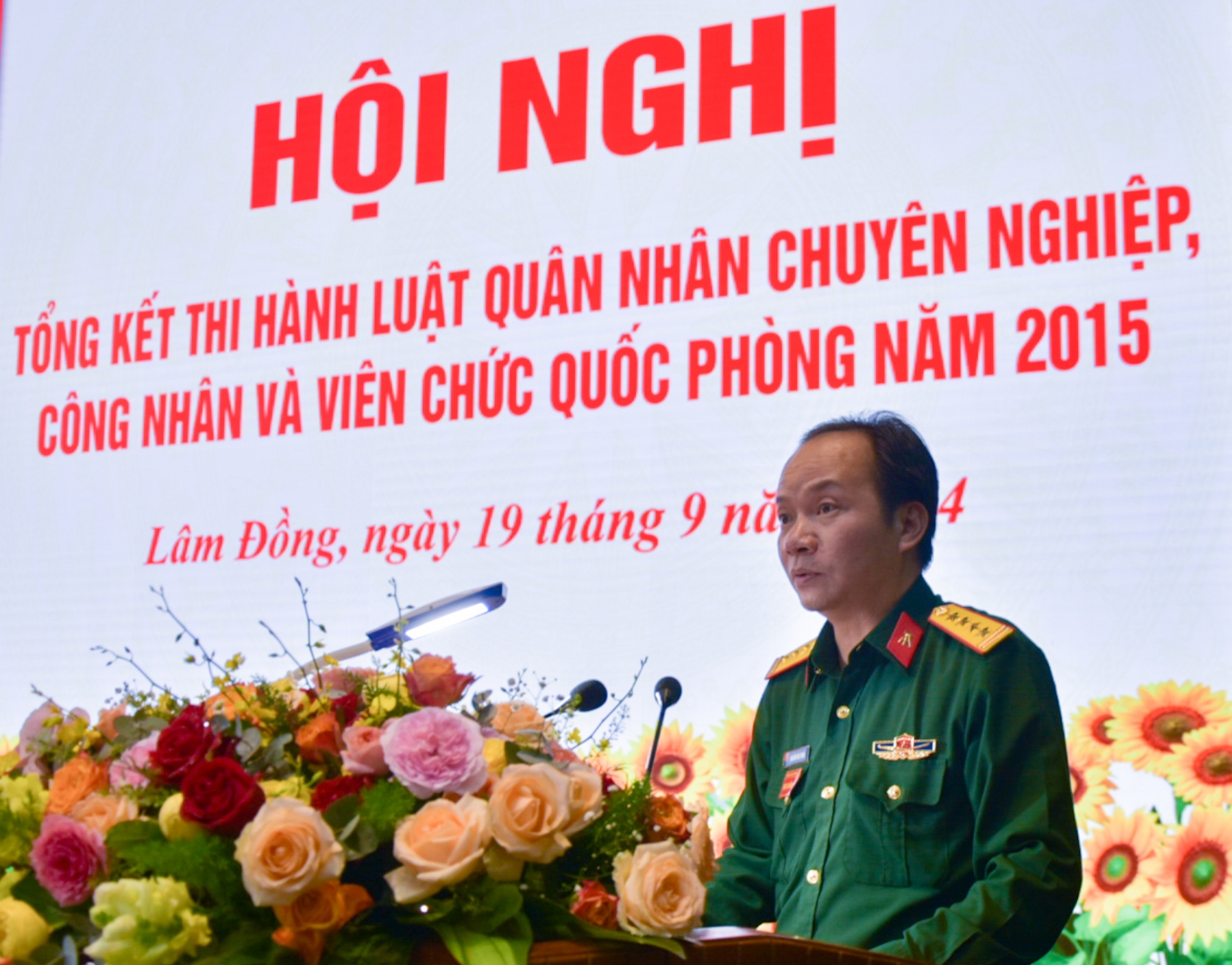 Đại biểu tham gia tham luận, đóng góp ý kiến