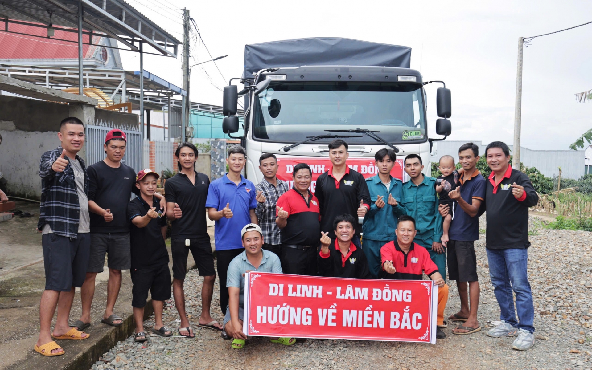 Các nhóm thiện nguyện tại huyện Di Linh sẵn sàng mang yêu thương của người dân Lâm Đồng đến với đồng bào vùng bão, lũ miền Bắc