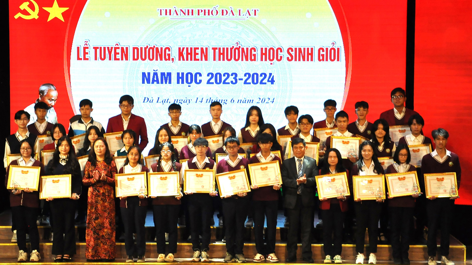 Đà Lạt khen thưởng học sinh giỏi trên địa bàn niên học 2023-2024