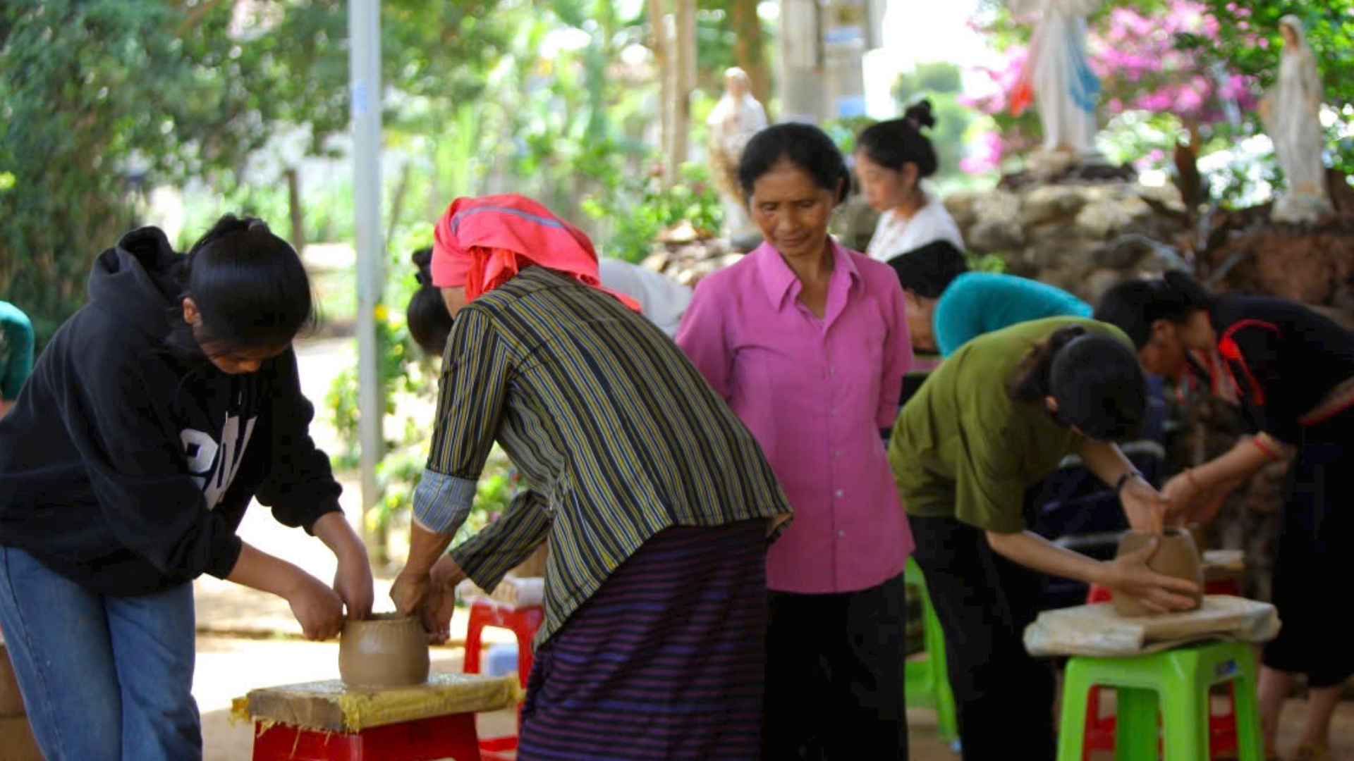 Avocado Farm cũng tổ chức khai thác lợi thế vùng canh tác nông nghiệp, làng nghề và văn hoá bản địa