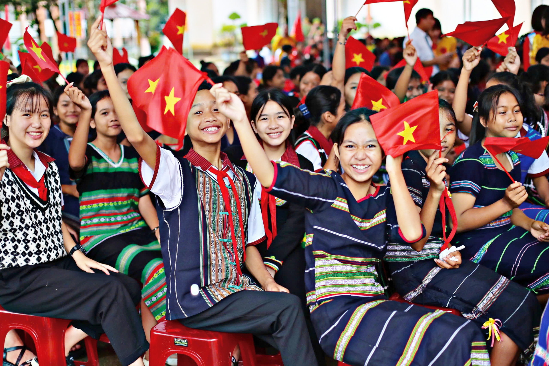 Học sinh đồng bào dân tộc thiểu số huyện Đam Rông khai giảng năm học mới. Ảnh: Chính Thành