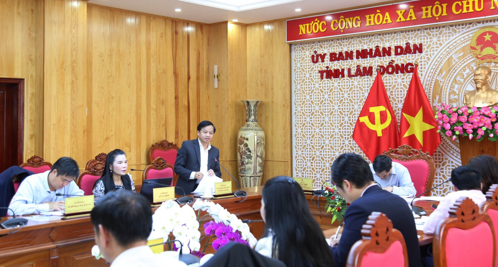 Thành viên BĐD – ông Võ Văn Thanh - Giám đốc Ngân hàng Nhà nước chi nhánh tỉnh Lâm Đồng đánh giá hoạt động tín dụng chính sách