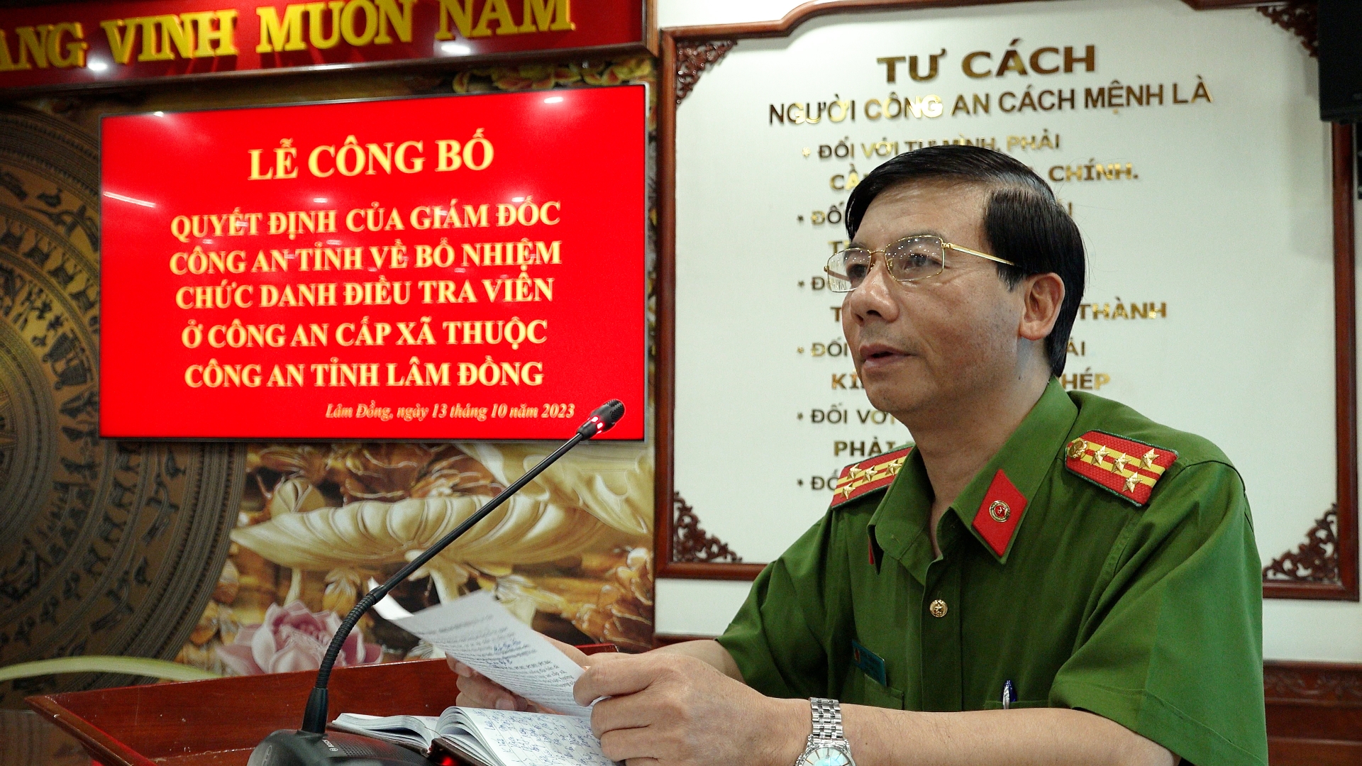 Đại tá Đinh Xuân Huy - Phó Giám đốc Công an tỉnh phát biểu chỉ đạo