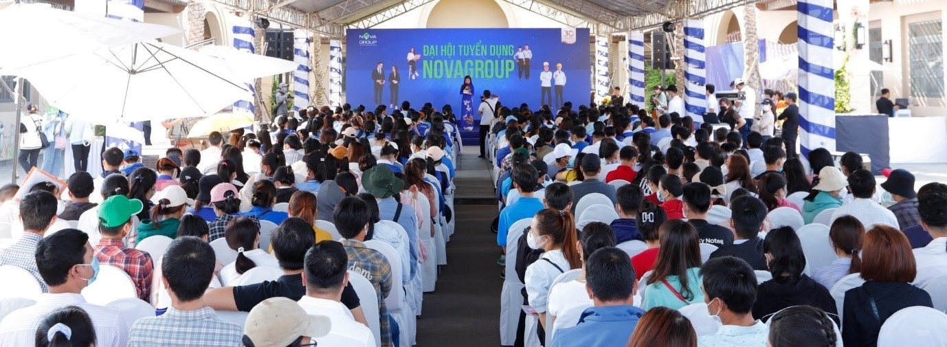Ngày hội việc làm 2022 tại NovaWorld Phan Thiet thu hút đông đảo ứng viên tới tham dự