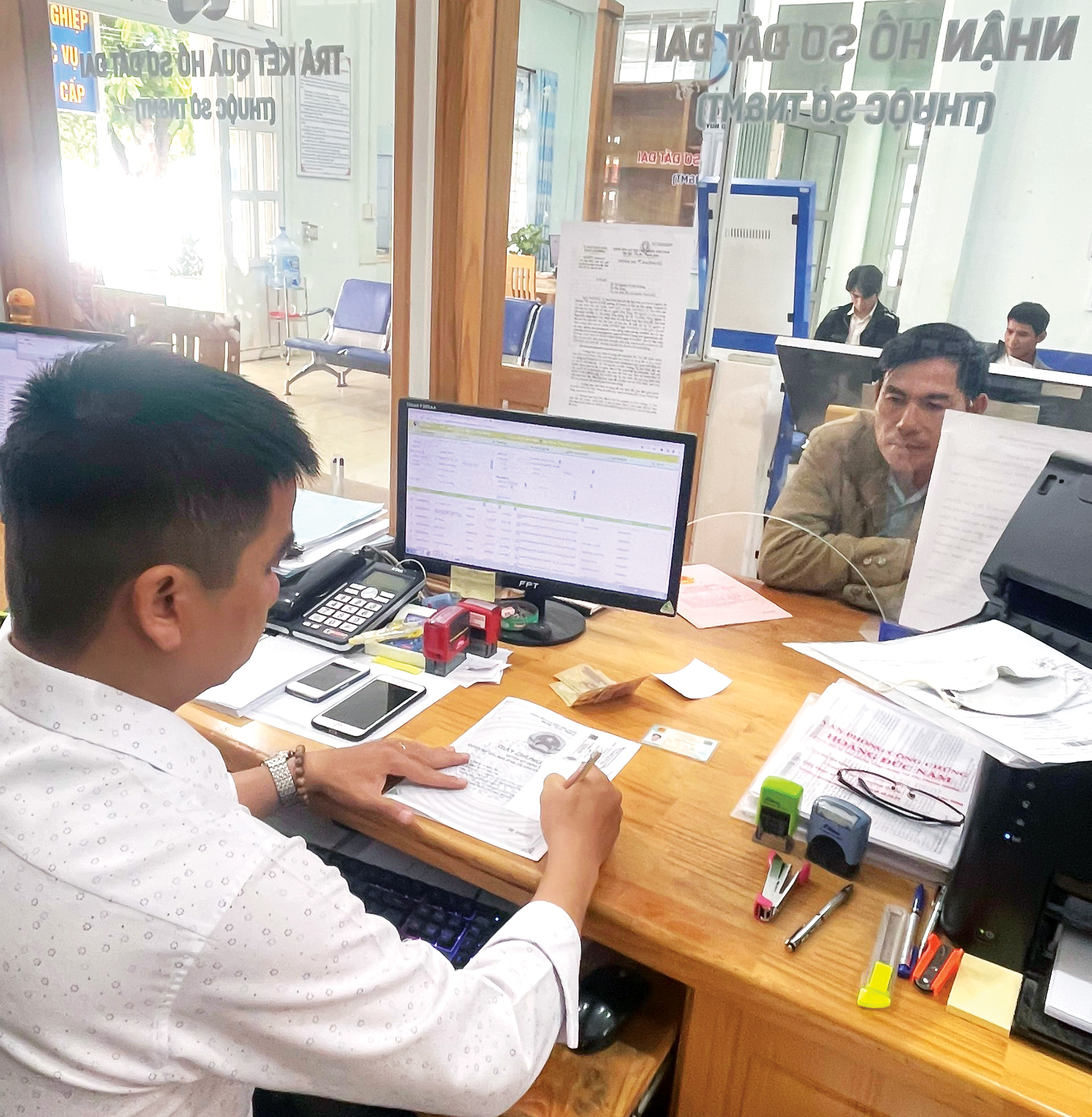 Trung tâm Hành chính công huyện Đơn Dương 
“số hóa” phục vụ người dân