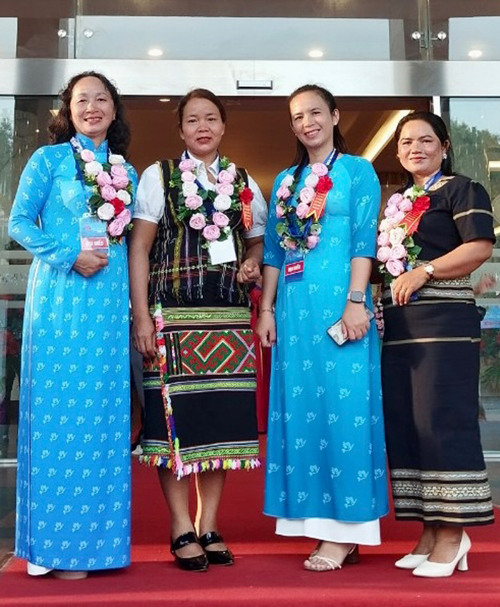 4 Chủ tịch Hội Phụ nữ cơ sở tỉnh Lâm Đồng tại Chương trình biểu dương Chủ tịch Hội Phụ nữ cơ sở giỏi toàn quốc lần thứ III năm 2023
