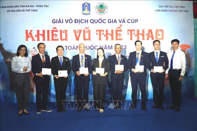 Liên đoàn Thể dục Việt Nam tổ chức Chương trình tập huấn, gia hạn và cấp mới bằng môn Khiêu vũ thể thao cho trọng tài quốc gia, huấn luyện viên quốc gia đợt 2