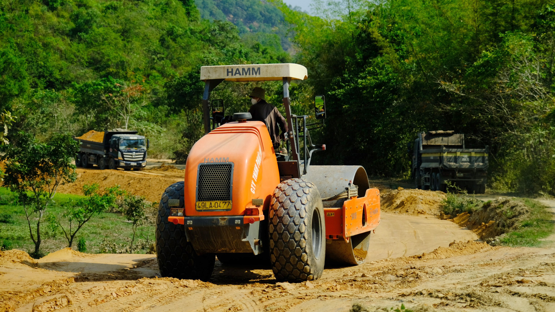 Huyện Cát Tiên đẩy nhanh tiến độ thi công các công trình, góp phần tăng thu ngân sách 
địa phương