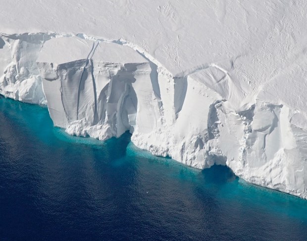 Báo động về tình trạng tan chảy hàng loạt thềm băng ở Nam Cực